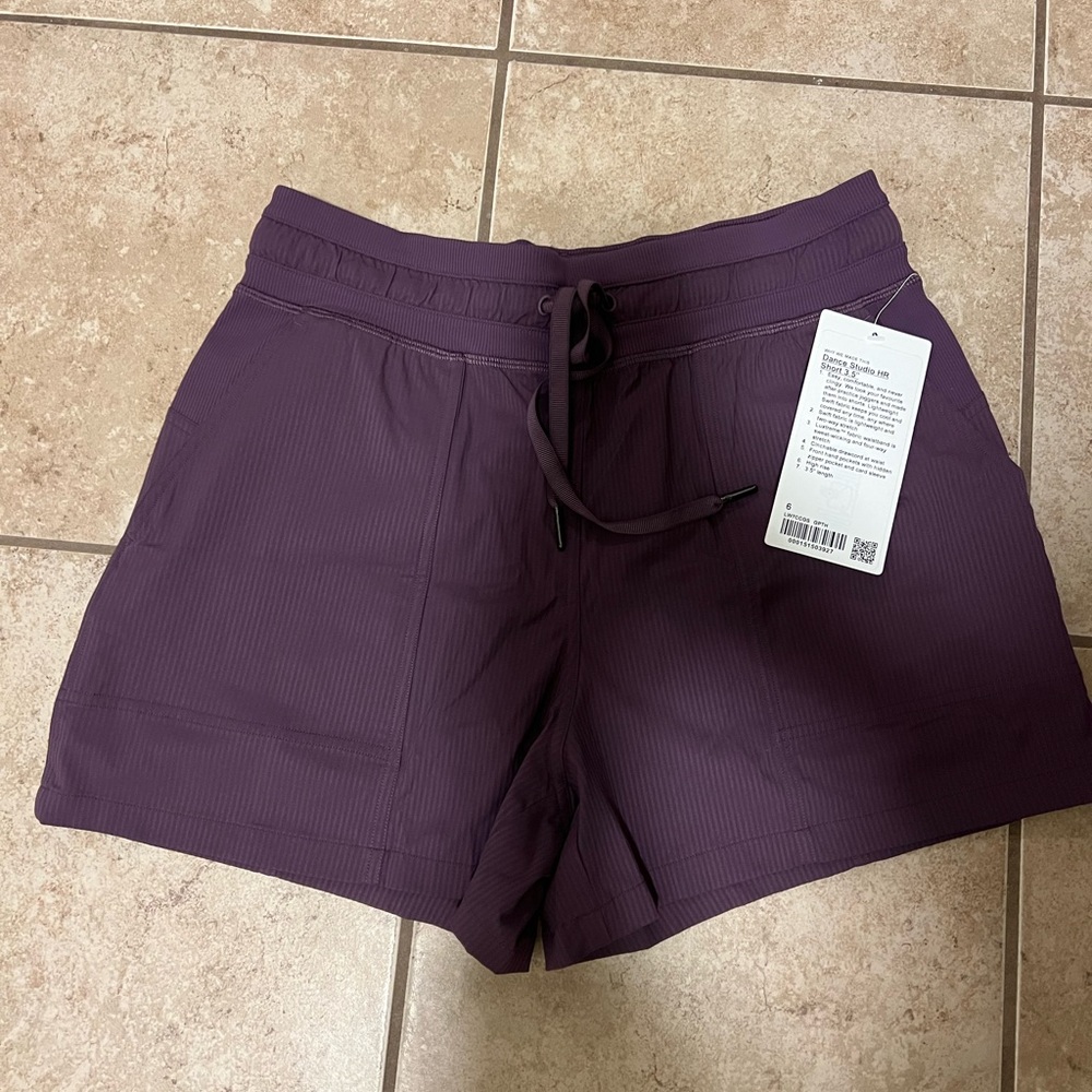 Lululemon Dance Studio Short